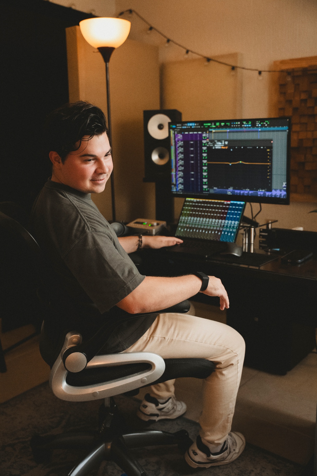 Rodrigo Manjarrez en su estudio